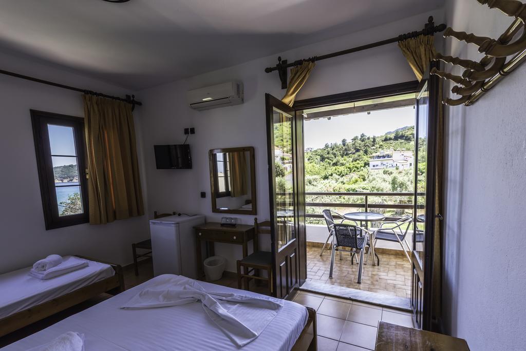 Hotel Sylvia Κοίνυρα Εξωτερικό φωτογραφία